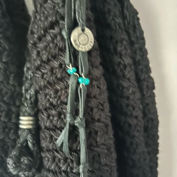 Vintage Sakroots Indio Hobo Bag, Black, Like New Condition - Picture 5 of 10